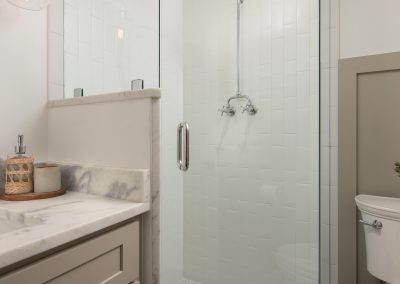 3-2 Guest bath