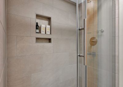 3-3 Basement bath