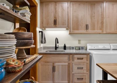 4-3 Pantry
